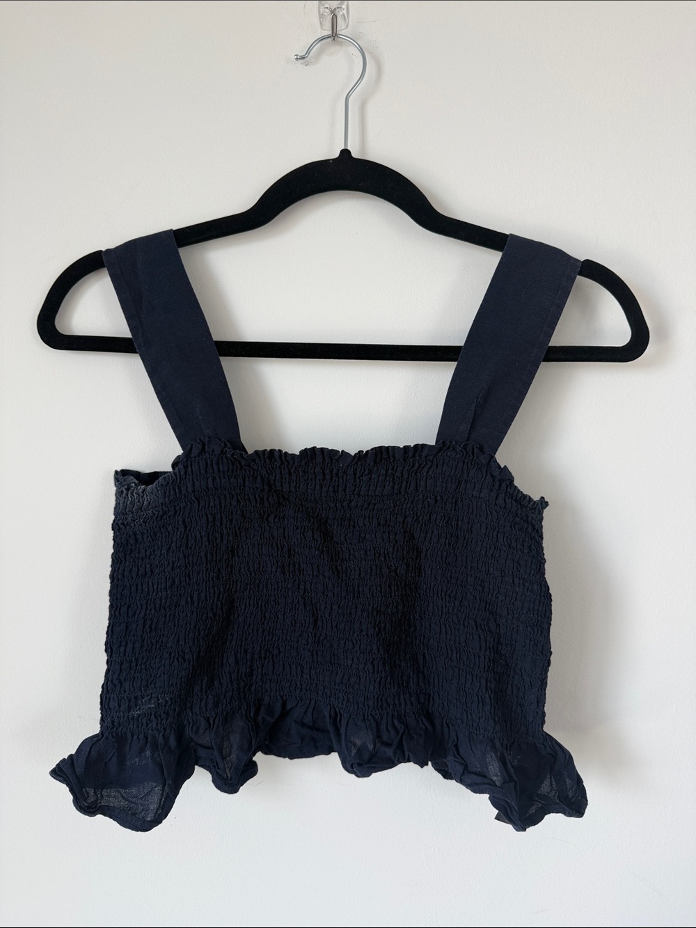 Uniqlo Smocked Ruffle Crop Tank Top - Navy